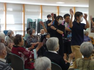 白寿荘西も巻祭りの色に染まりました！