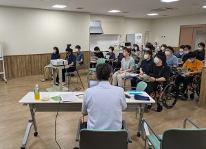 白寿荘東 施設内研修